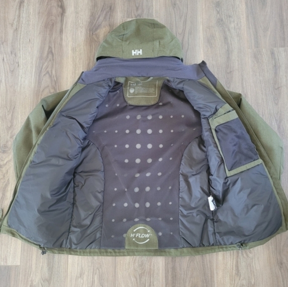 Helly Hansen Green Jacket for Men - Picture 3 of 4